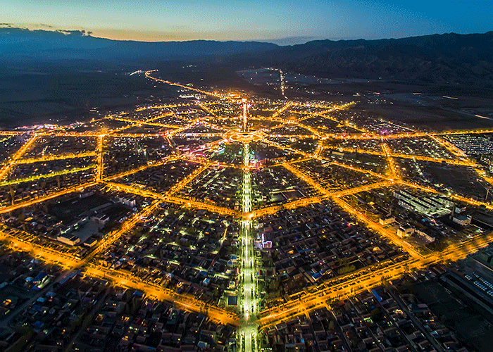 盘点新疆的那些中国之最中国唯一一个没有红绿灯的城市塔克斯八卦城